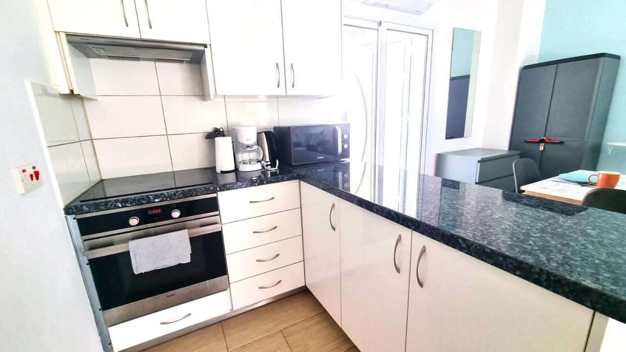 Apartment Dream Escape 1 - 6 Min Walk To Kastella Beach!